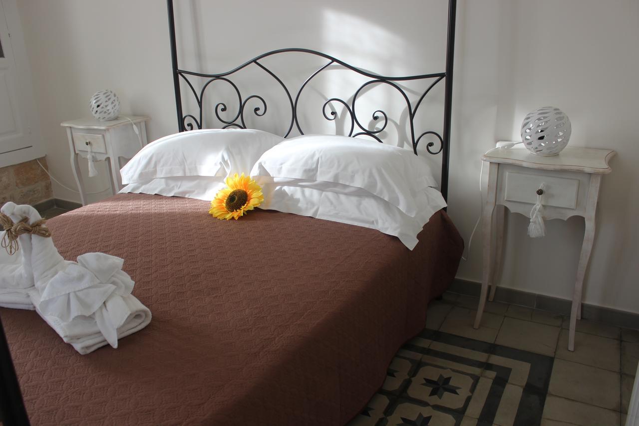 Dimora Girolamo Bed & Breakfast Polignano a Mare Bagian luar foto