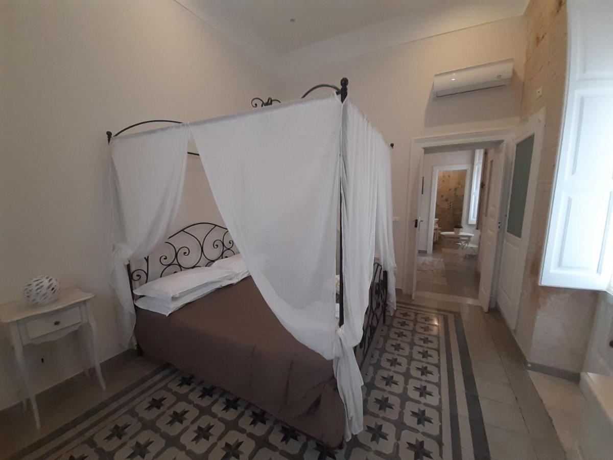Dimora Girolamo Bed & Breakfast Polignano a Mare Bagian luar foto